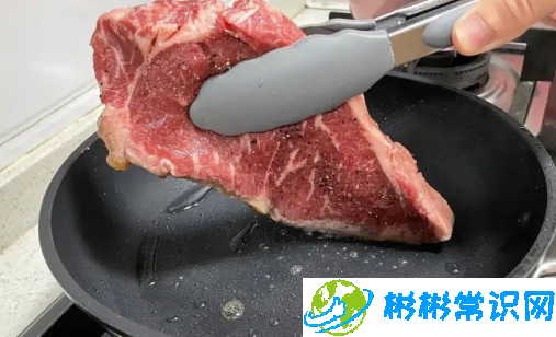 冰箱拿出的牛肉怎么快速解冻？牛肉可以泡在水里解冻吗