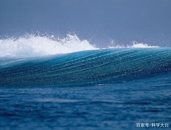 海的颜色为什么是蓝色(海洋是蓝色的科学原因解读)