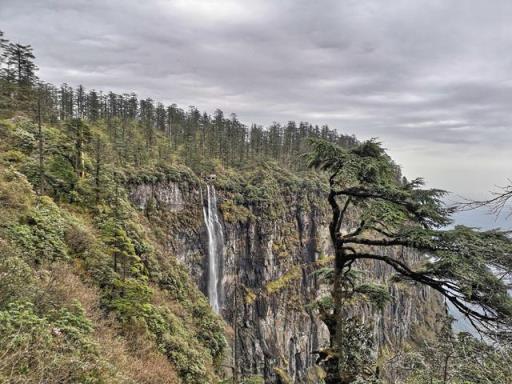 成都自驾瓦屋山旅游攻略(成都周边二日游自驾游瓦屋山)