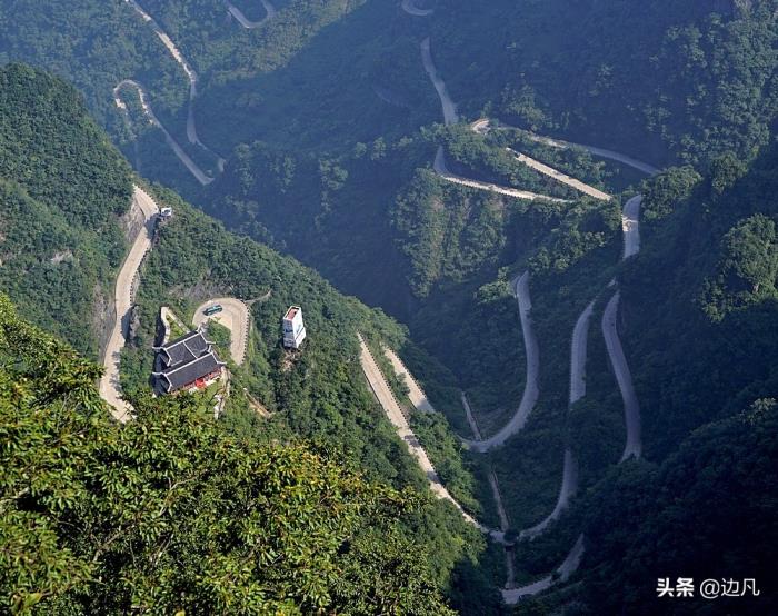 望天门山的天门山在哪(天门山在哪里)