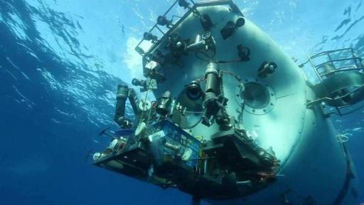 马里亚纳海沟正在吞噬海水(马里亚纳海沟吸收海水)