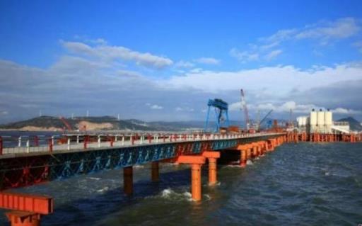 京台高速跨海大桥是何时通车的(港珠澳大桥通车后)