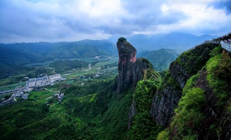 赣州八大旅游景点排名(赣州一日游必去景点)